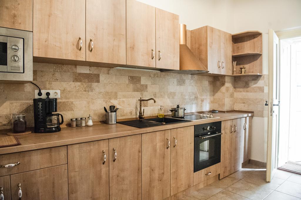 Brukenthal Central Apartments Sibiu Kamer foto
