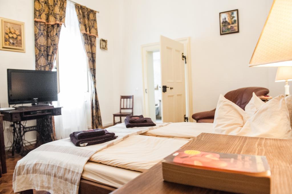 Brukenthal Central Apartments Sibiu Buitenkant foto