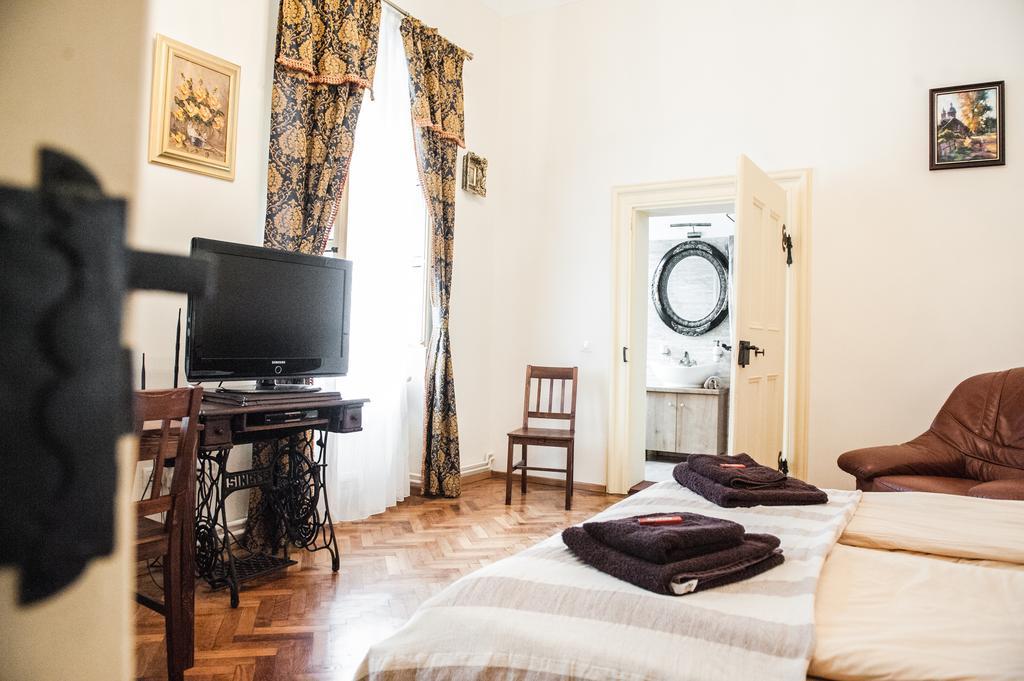 Brukenthal Central Apartments Sibiu Buitenkant foto